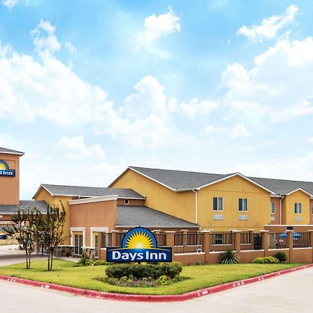 デイズ イン バイ ウィンダム ロックデール テキサス Rockdale エクステリア 写真